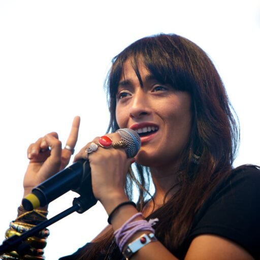 Hindi Zahra